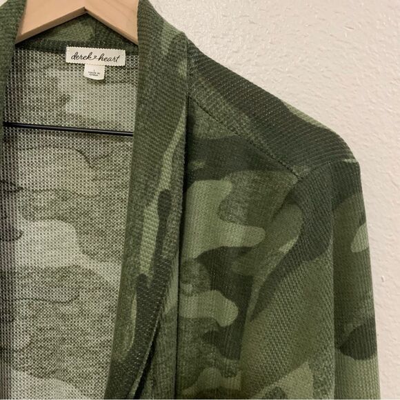 DEREK HEART Cardigan Women’s Large Green Camouflage Open Front Waterfall. - Picture 3 of 10